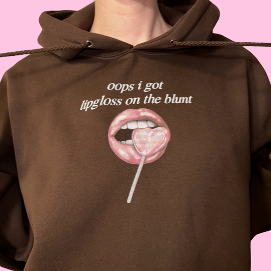 LIPGLOSS ON THE BLUNT SWEATSHIRT