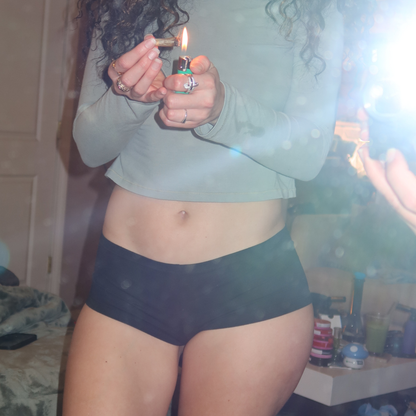 BLACK POTHEAD BOYSHORTS
