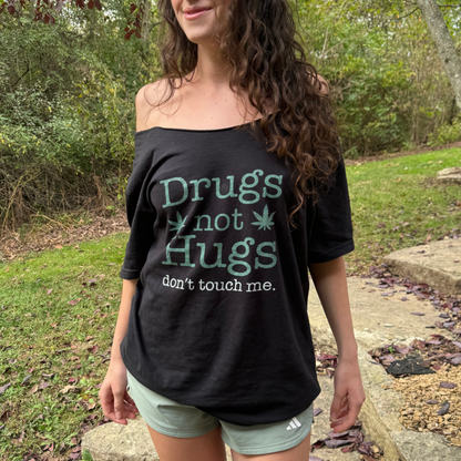 DRUGS NOT HUGS BABY TEE