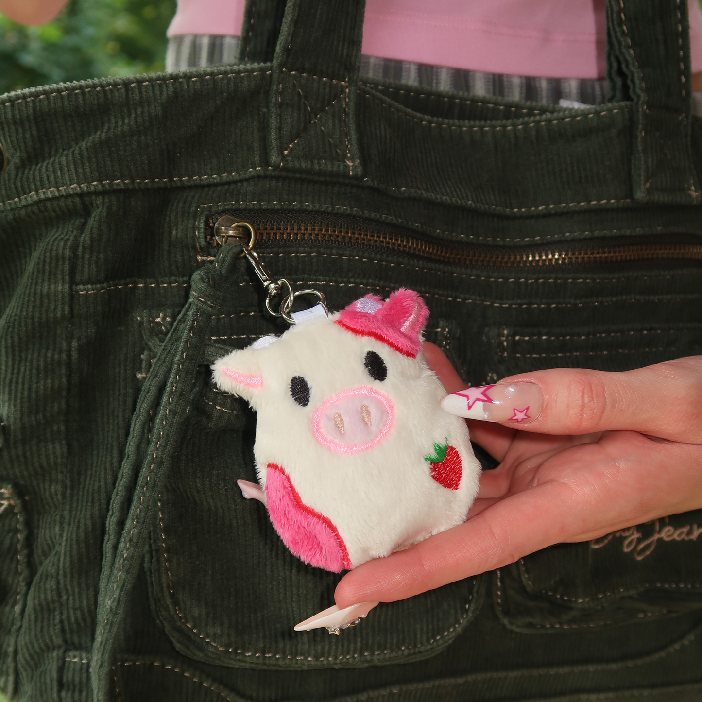 COQUETTE COW PLUSHIE BAG CHARM & KEYCHAIN