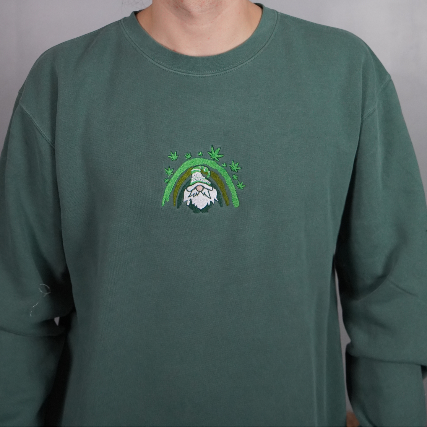 THE STONED GNOME CREWNECK